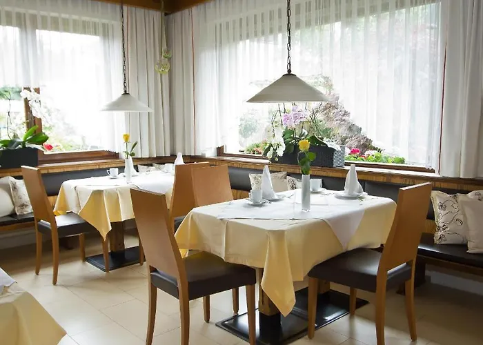 Clara בית הארחה 3*