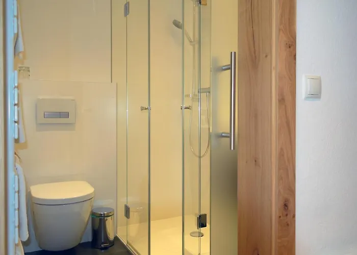 Clara בית הארחה