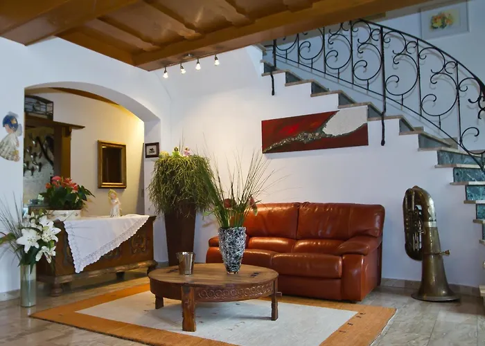 Clara בית הארחה 3*