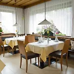 Clara Gasthof 3*