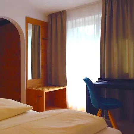 Clara Guest house